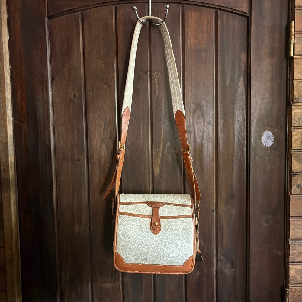 Vintage Dooney & Bourke Cream and Brown Pebbled Leather Small Crossbody - Picture 7 of 13